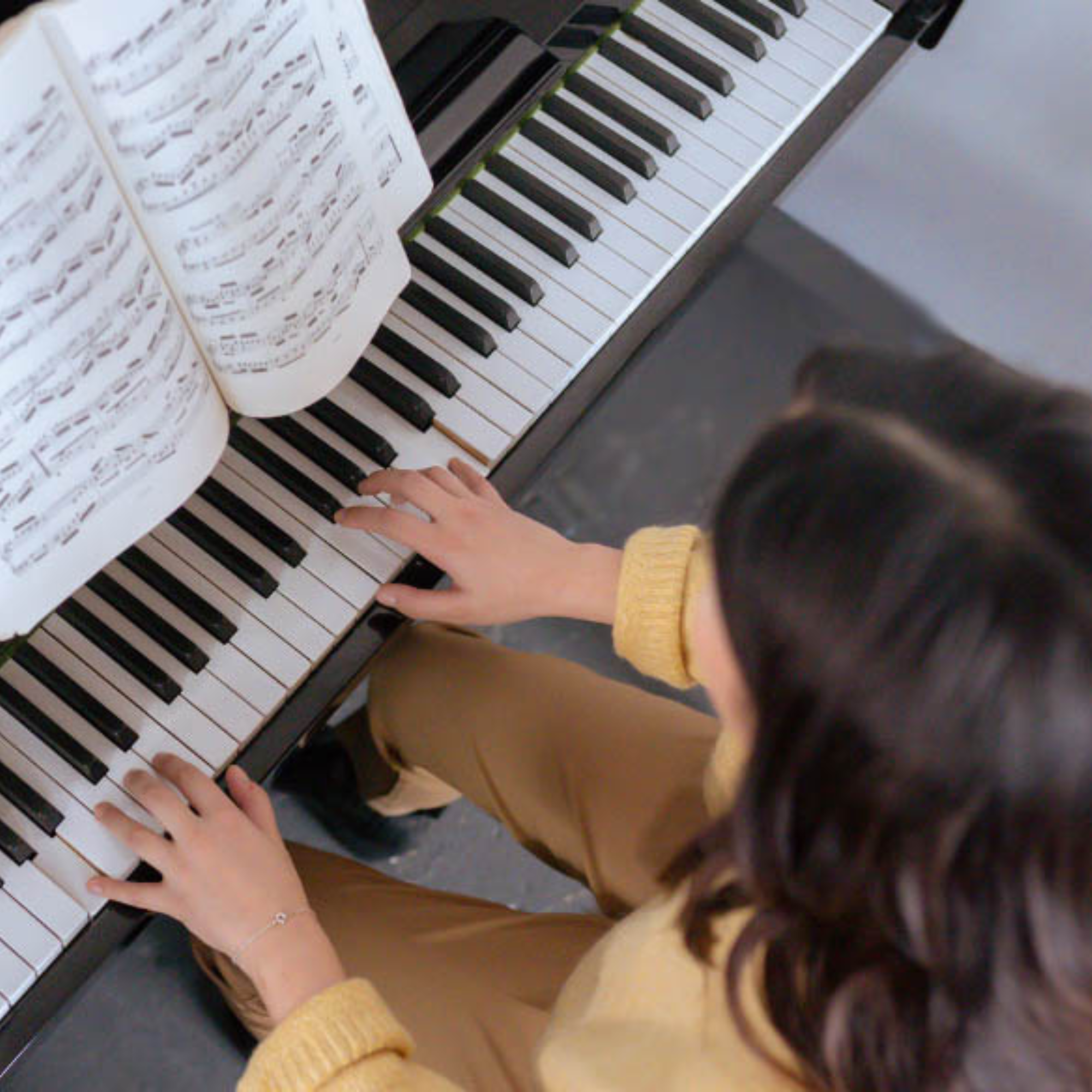 Piano Lessons at Pianosaurus Rex